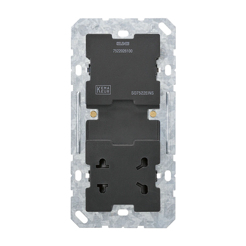 Electric shaver socket outlet